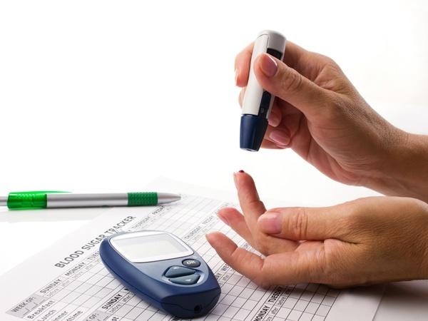 8 Blood Sugar Imbalance Symptoms You Shouldn’t Ignore