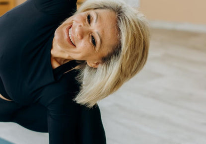 Menopause Weight Gain: Stop The Middle Age Spread!